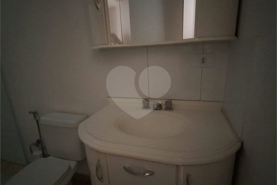 Sobrado à venda com 2 quartos em Santana, São Paulo, SP