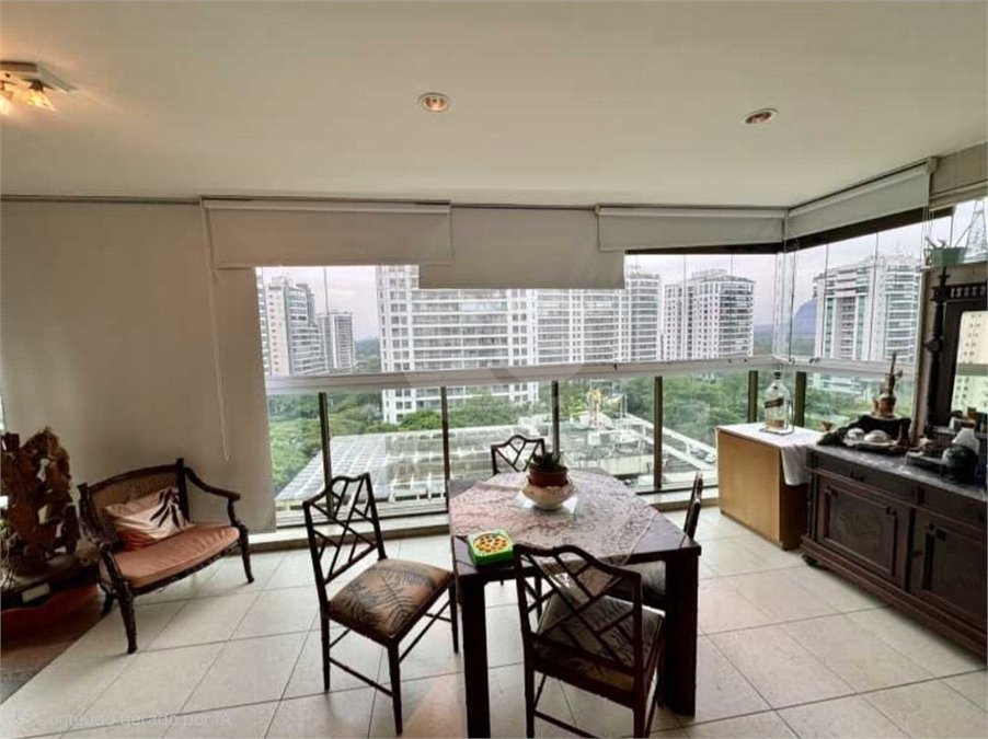 Apartamento à venda com 3 quartos, sendo 2 suítes, em Barra da Tijuca, Rio de Janeiro, RJ