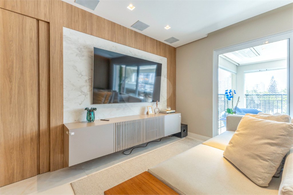 Apartamento à venda com 3 suítes em Indianópolis, São Paulo, SP