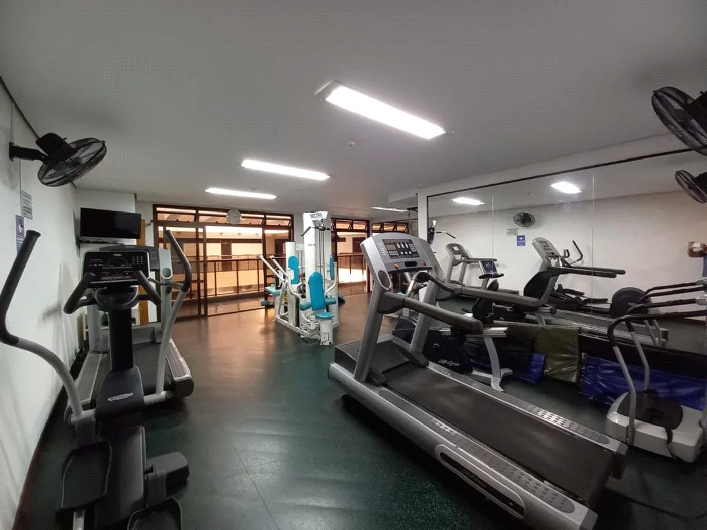 Duplex à venda com 6 quartos, sendo 4 suítes, em Vila Andrade, São Paulo, SP