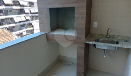 Apartamento à venda com 2 quartos, sendo 1 suíte,  em Tijuca, Rio de Janeiro, RJ