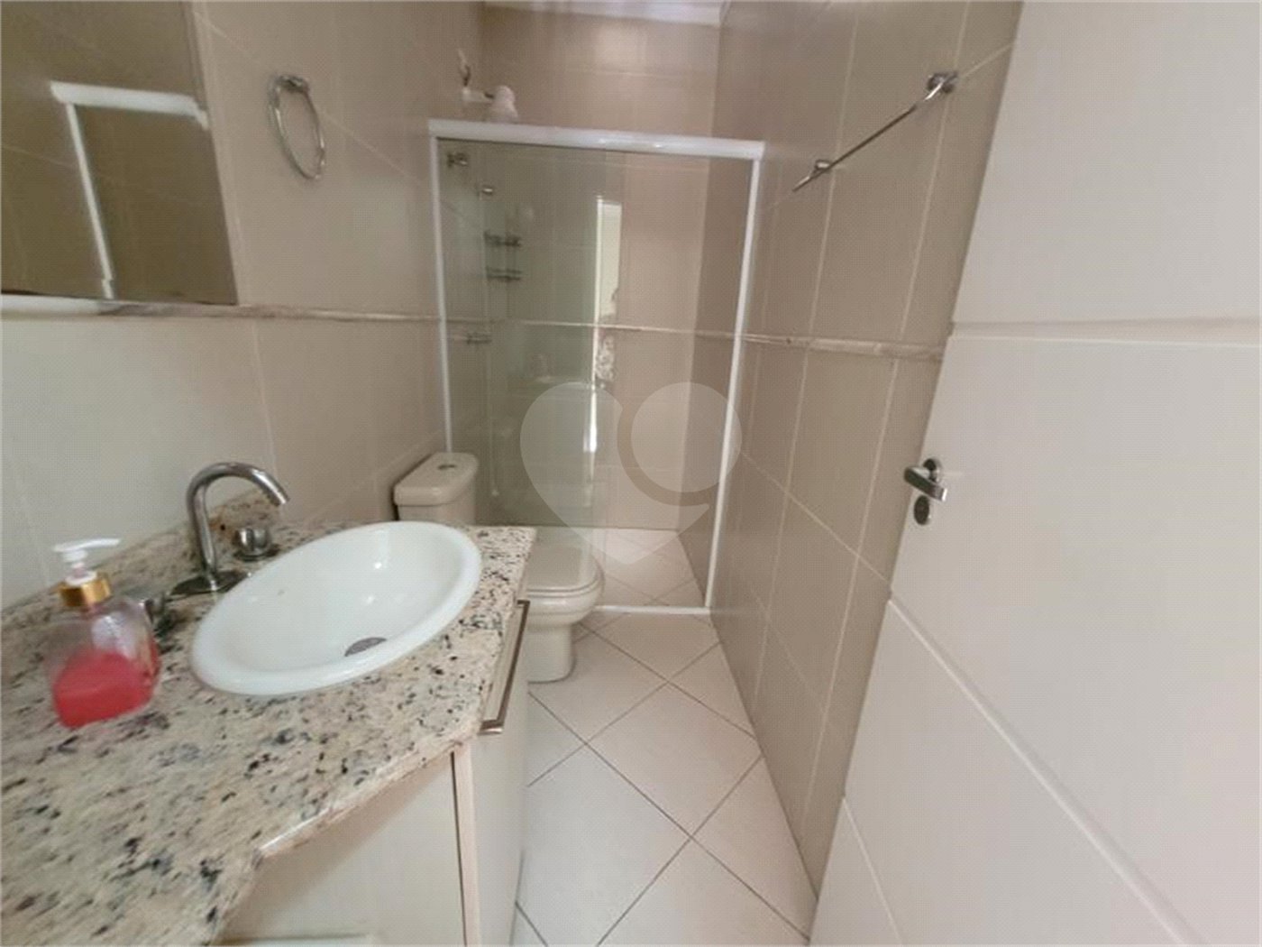 Casa à venda com 3 quartos, sendo 1 suíte,  no condomínio Maximus I, São Paulo - SP