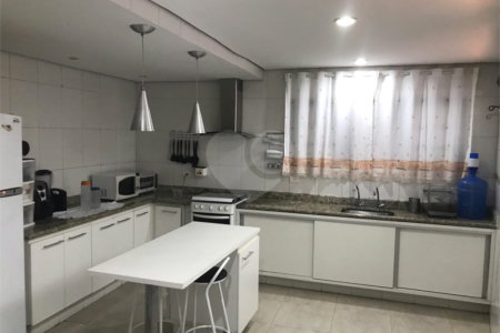 Sobrado à venda com 3 quartos, sendo 1 suíte, em Tucuruvi, São Paulo, SP