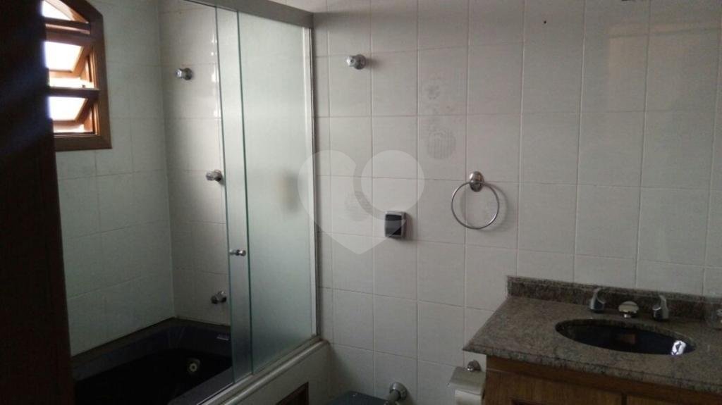 Casa Térrea à venda com 4 quartos, sendo 1 suíte, em Jardim Floresta, São Paulo, SP