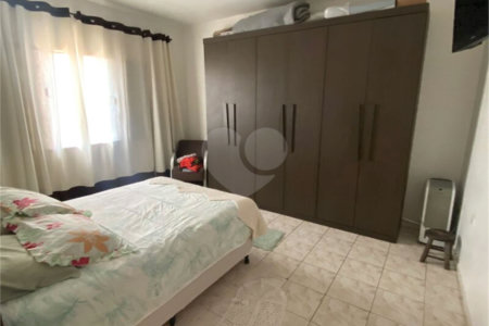 Casa à venda com 7 quartos, sendo 2 suítes, em Vila Augusta, Sorocaba, SP
