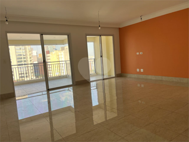 Apartamento à venda com 3 suítes em Santana, São Paulo, SP