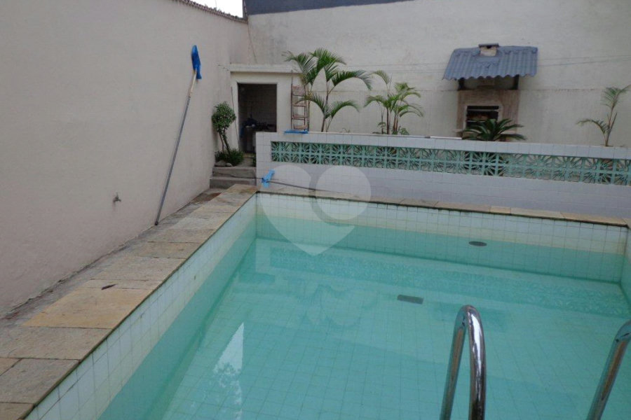 Casa à venda com 4 quartos, sendo 2 suítes,  em Butantã, São Paulo, SP