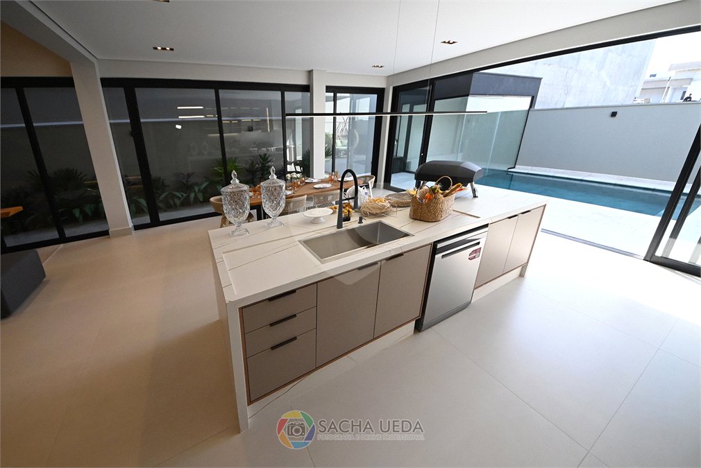Casa à venda com 4 suítes no condomínio Residencial Dona Maria Candida, Indaiatuba - SP