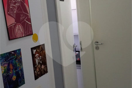 Casa à venda com 3 suítes no condomínio Residencial Marchant Buarque, Atibaia - SP