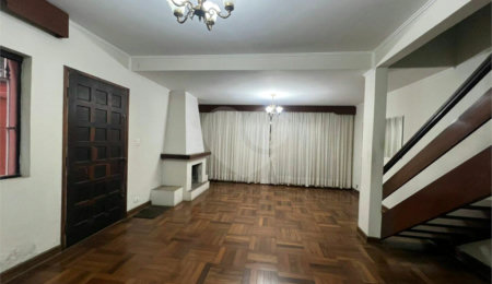 Casa à venda com 4 quartos, sendo 1 suíte,  em Vila Mascote, São Paulo, SP