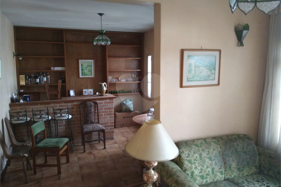 Sobrado à venda com 3 quartos em Tremembé, São Paulo, SP