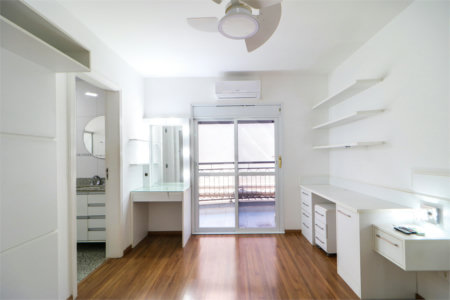 Casa à venda com 4 quartos, sendo 3 suítes, no condomínio Flower Garden Residence, São Paulo - SP