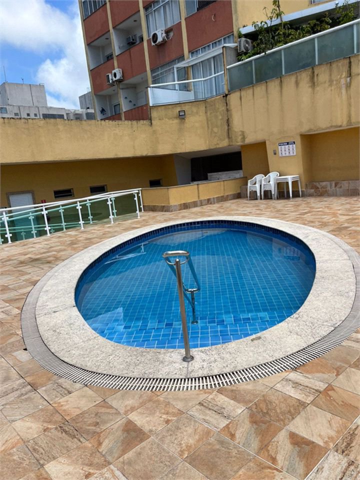 Apartamento com 1 dormitório à venda, 68 m² por R$ 280.000,00 - Pitangueiras - Guarujá/SP