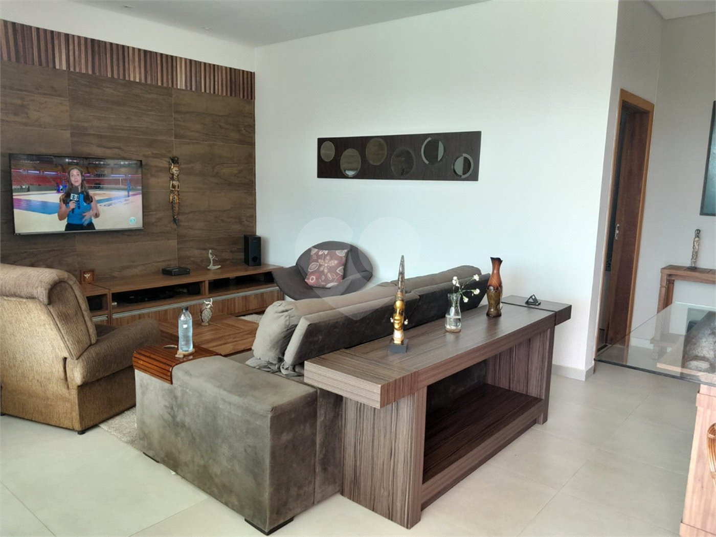 Casa à venda com 3 suítes no condomínio Village Ipanema 1, Araçoiaba da Serra - SP