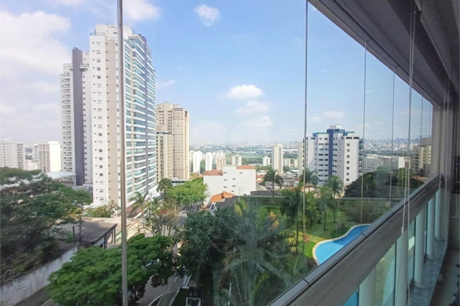 Apartamento à venda com 3 suítes em Santa Teresinha, São Paulo, SP
