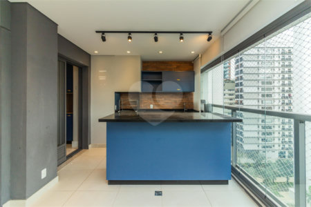Apartamento à venda com 3 quartos, sendo 2 suítes, em Pinheiros, São Paulo, SP