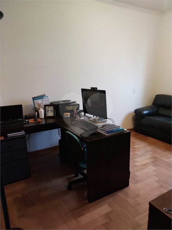 Apartamento à venda com 4 quartos, sendo 1 suíte,  em Vila Ipojuca, São Paulo, SP