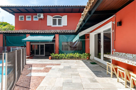 Casa à venda com 4 suítes no condomínio Residencial Chácara Monte Alegre, São Paulo - SP