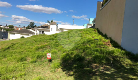 Terreno à venda em Horto, São Paulo, SP