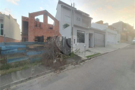 Casa à venda com 2 suítes em Jardim Esplanada Ii, Indaiatuba, SP
