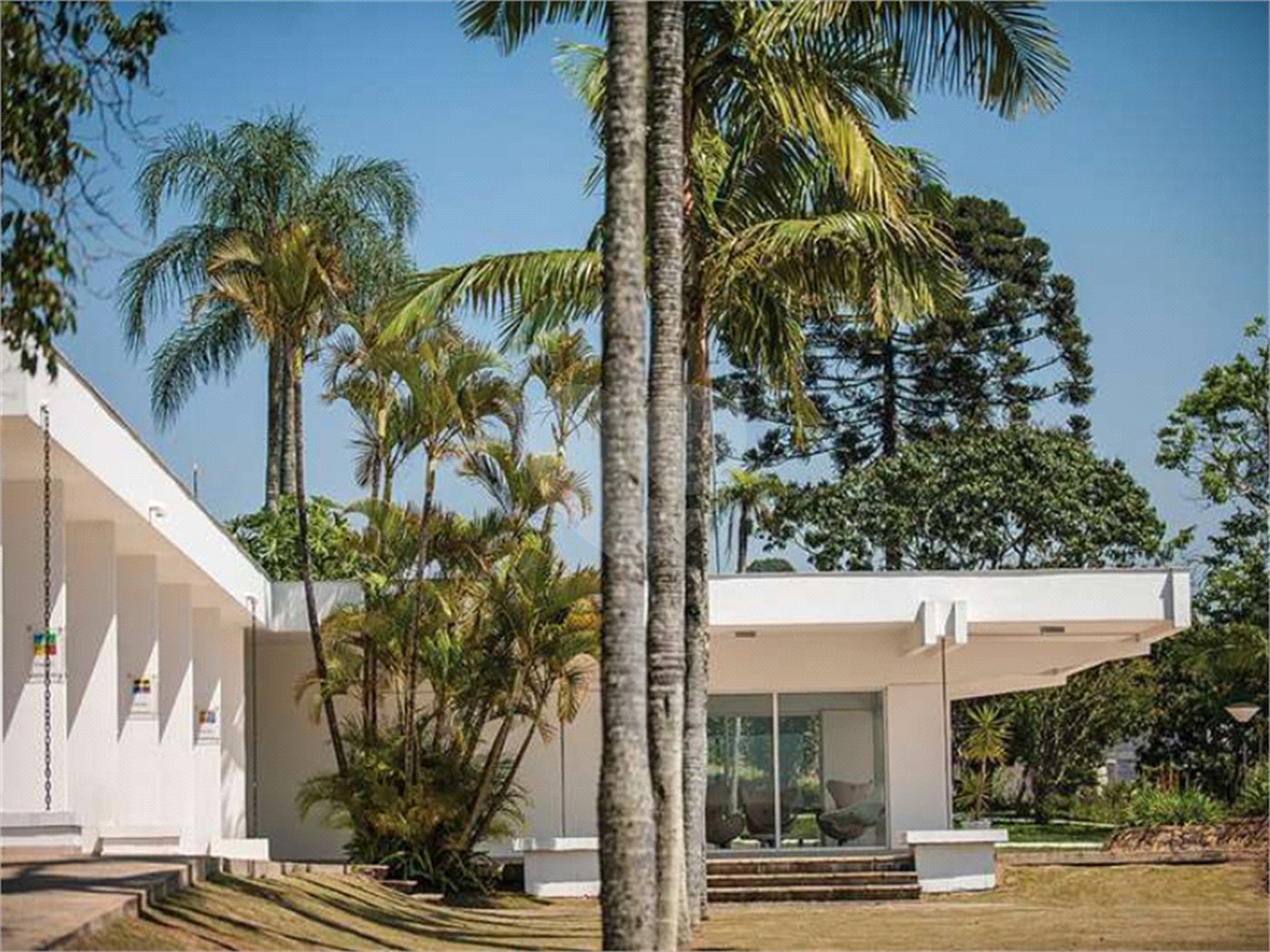 Casa à venda com 3 suítes no condomínio Vintage, Cotia - SP