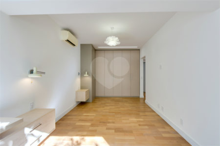 Apartamento à venda com 3 suítes em Chácara Santo Antônio, São Paulo, SP