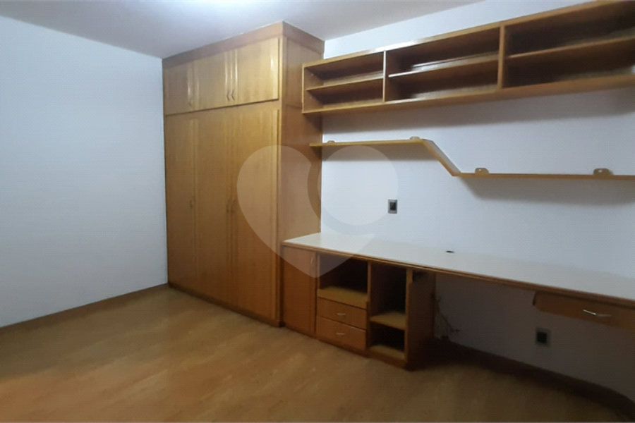 Sobrado à venda ou para alugar com 4 quartos, sendo 3 suítes,  em Jardim Franca, São Paulo, SP