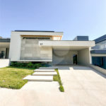 Casa à venda com 3 suítes no condomínio Residencial Mont'alcino, Valinhos - SP