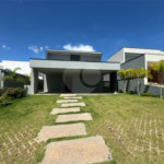 Casa à venda com 4 suítes no condomínio Villas do Golf, Itu - SP
