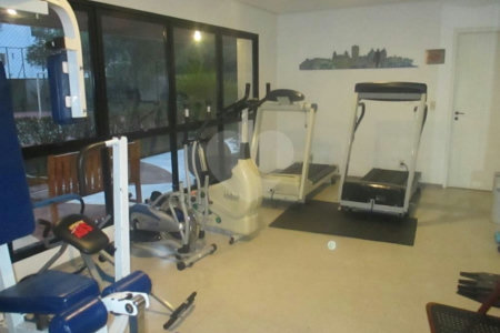 Apartamento à venda com 3 quartos, sendo 1 suíte, em Real Parque, São Paulo, SP