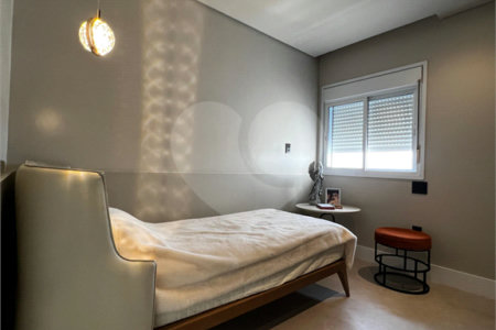 Apartamento à venda com 3 suítes no Centro, Mogi das Cruzes, SP