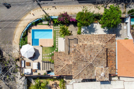 Casa à venda com 5 quartos, sendo 3 suítes, em Geribá, Armação dos Búzios, RJ