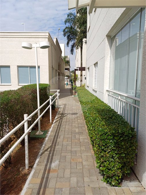 Apartamento à venda com 2 quartos, sendo 1 suíte,  em Parque Santana, Mogi das Cruzes, SP