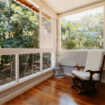 Casa à venda com 5 quartos, sendo 4 suítes, no condomínio Figueira Garden, Atibaia - SP