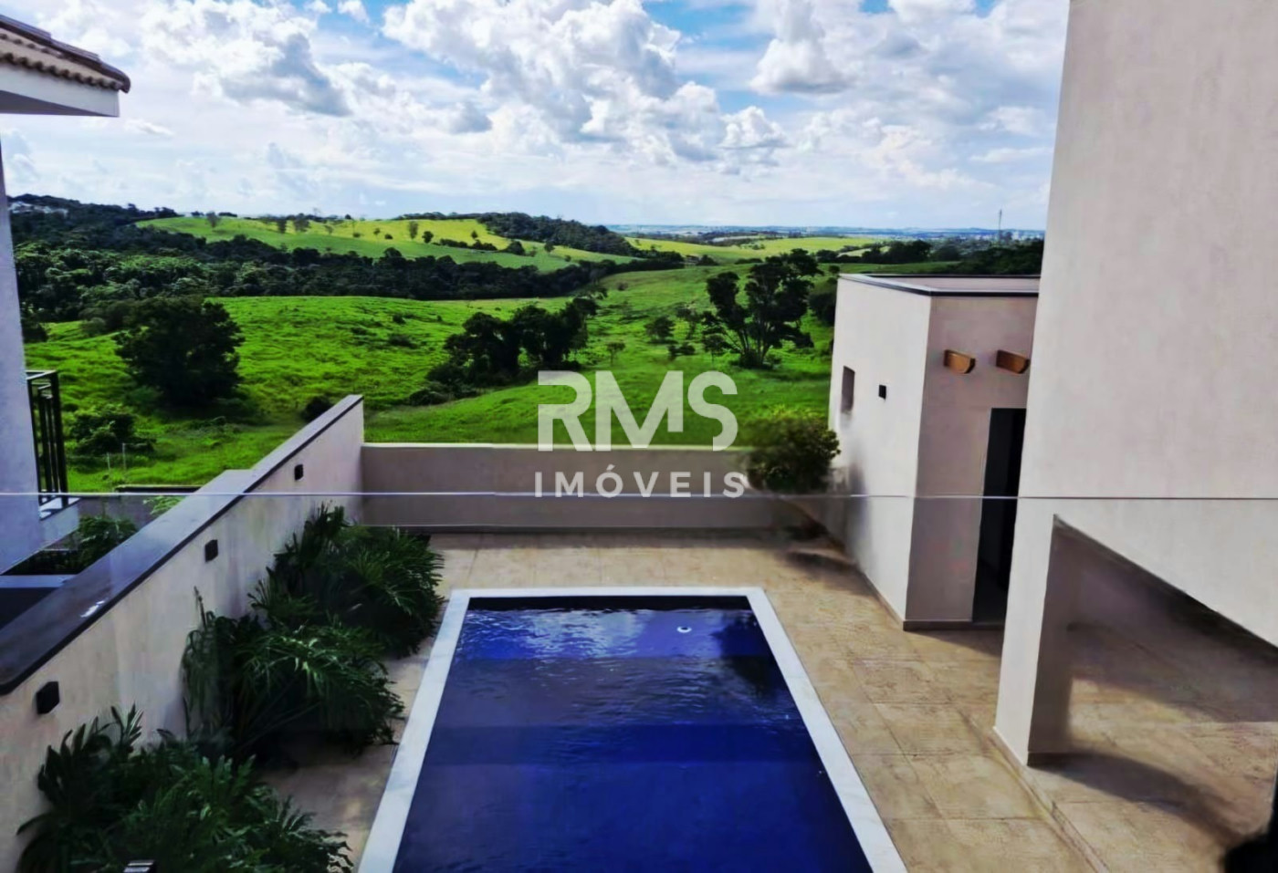 Casa à venda com 3 suítes no condomínio Residencial Saint Paul, Itu - SP
