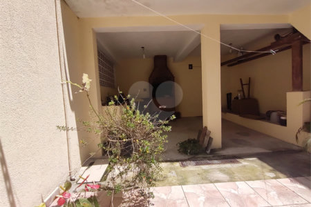 Sobrado à venda com 4 quartos, sendo 2 suítes, em Pedreira, São Paulo, SP