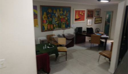 Casa à venda com 3 quartos, sendo 1 suíte, em Mirandópolis, São Paulo, SP
