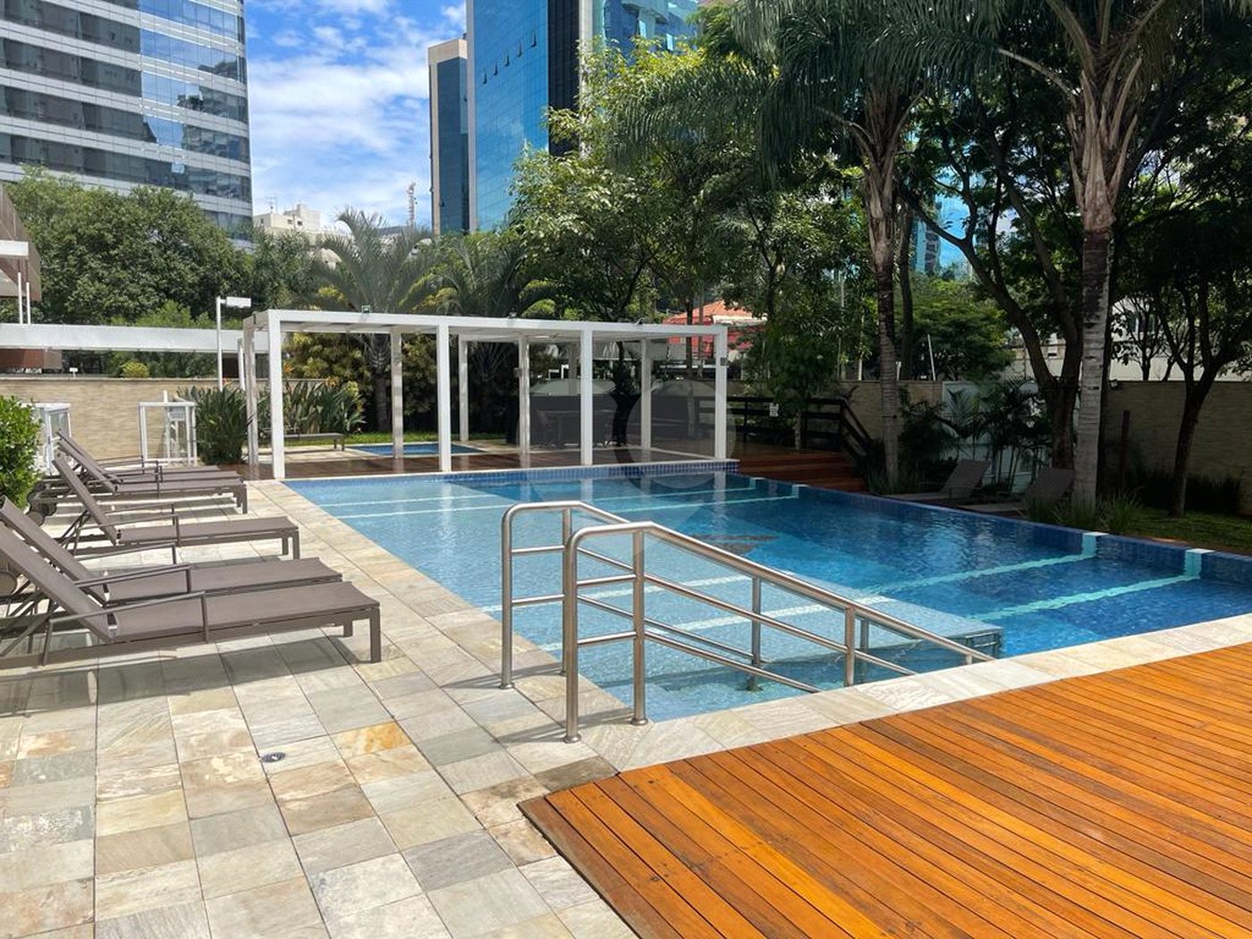 Apartamento à venda com 2 suítes em Cidade Monções, São Paulo, SP