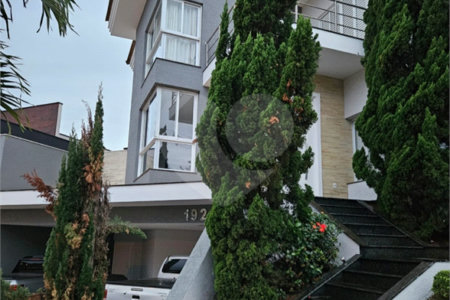 Casa à venda com 4 quartos, sendo 2 suítes,  no condomínio Golden Park Alpha, Sorocaba - SP
