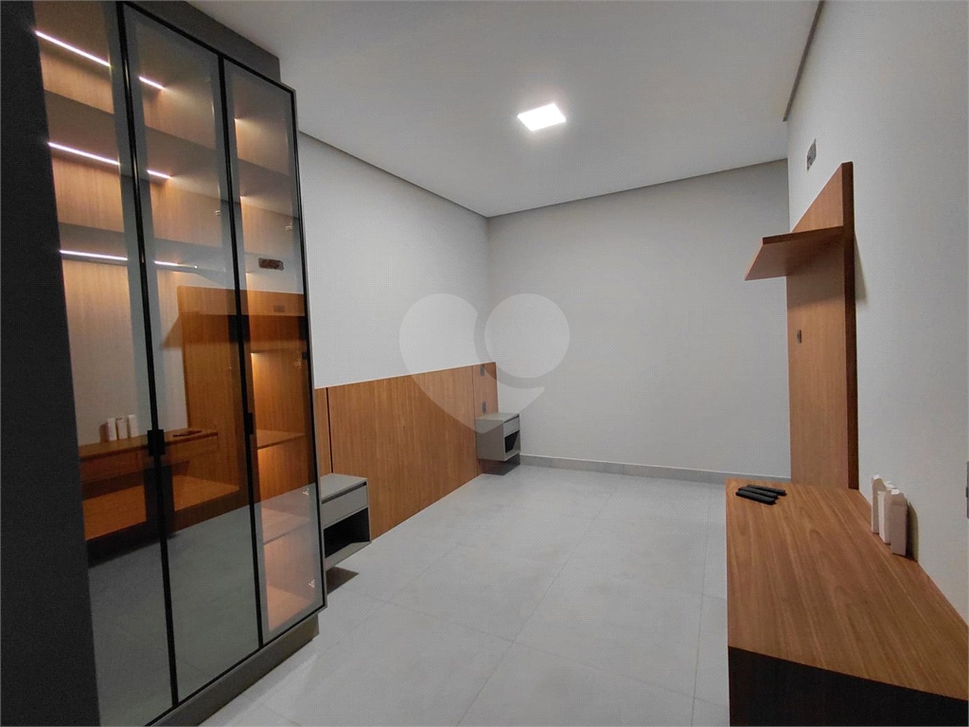 Casa à venda com 3 quartos, sendo 1 suíte, no condomínio Park Real Indaiatuba, Indaiatuba - SP
