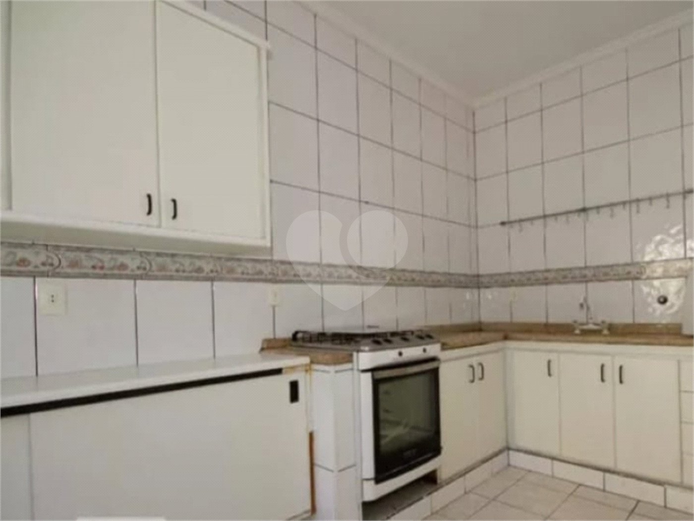 Sobrado à venda ou para alugar com 3 quartos, sendo 1 suíte, em Chora Menino, São Paulo, SP
