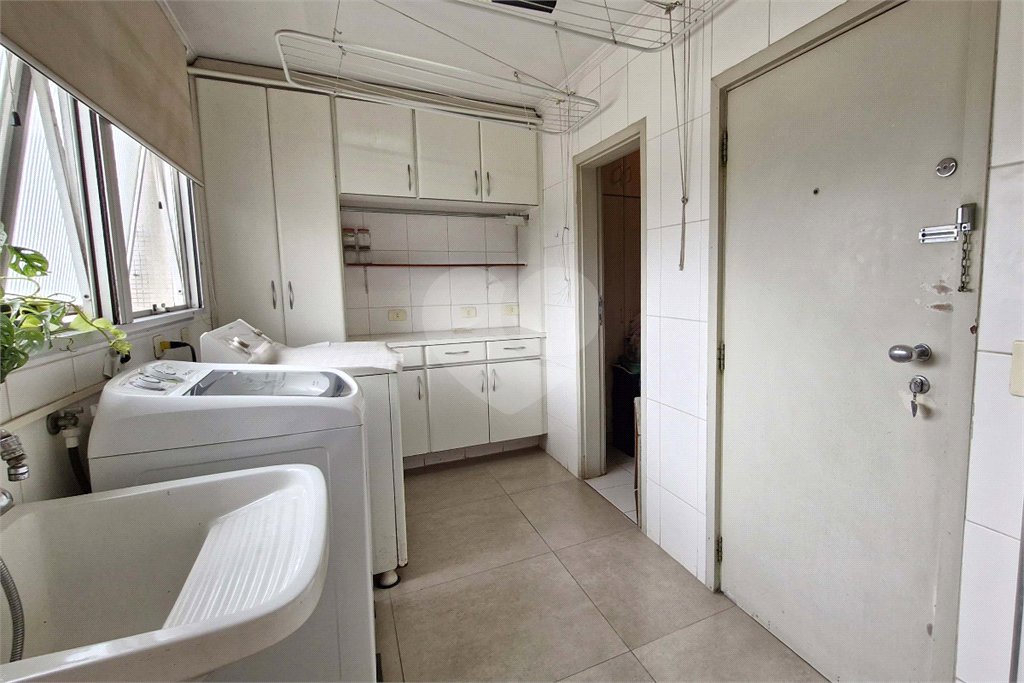 Apartamento à venda com 3 quartos, sendo 1 suíte, em Brooklin, São Paulo, SP