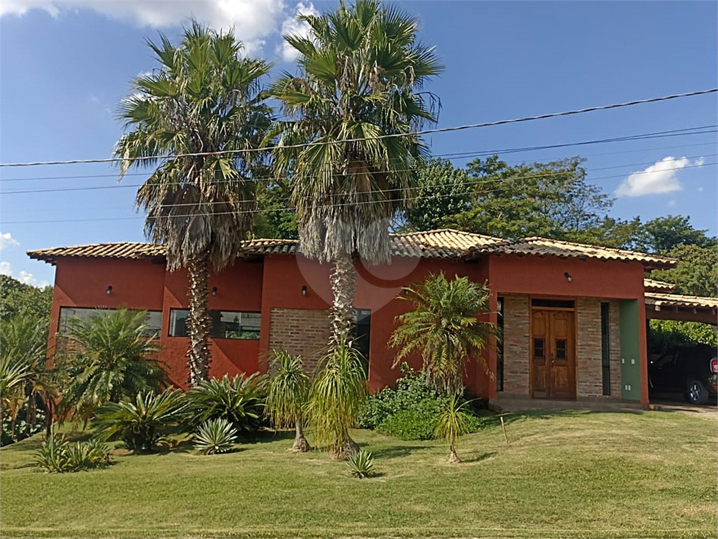 Casa à venda com 3 suítes no condomínio Village Ipanema 1, Araçoiaba da Serra - SP