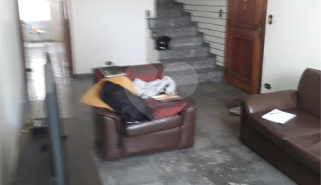 Sobrado à venda com 3 quartos em Jardim Oriental, São Paulo, SP