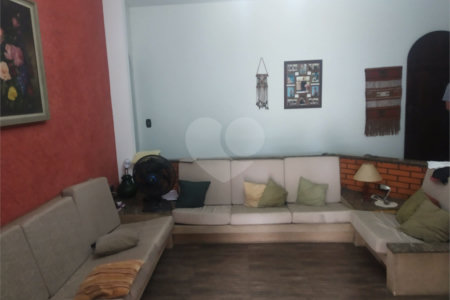 Casa Térrea à venda com 5 quartos, sendo 1 suíte,  em Jardim Dom Bosco, Indaiatuba, SP
