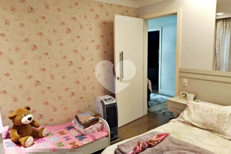 Triplex à venda com 4 quartos, sendo 1 suíte, em Santana, São Paulo, SP