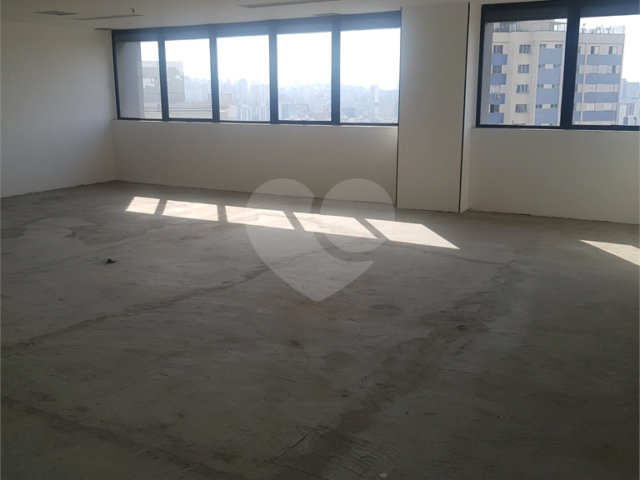 Sala à venda em Alto da Boa Vista, São Paulo, SP