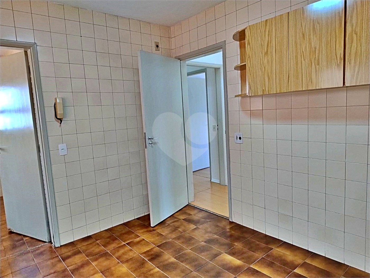 Apartamento à venda com 3 quartos, sendo 1 suíte, em Vila Olímpia, São Paulo, SP
