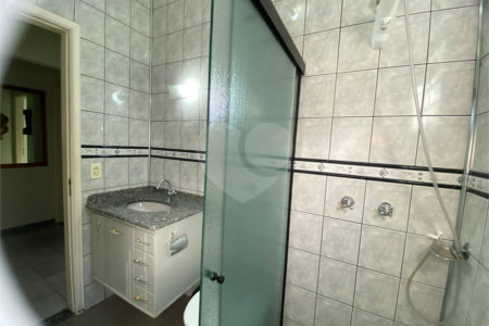 Casa Térrea para alugar com 3 quartos, sendo 1 suíte, em Jardim Alvinópolis, Atibaia, SP