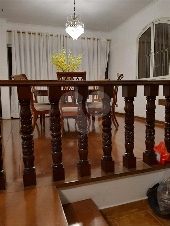 Sobrado à venda com 4 quartos, sendo 3 suítes, em Jardim São Bento, São Paulo, SP